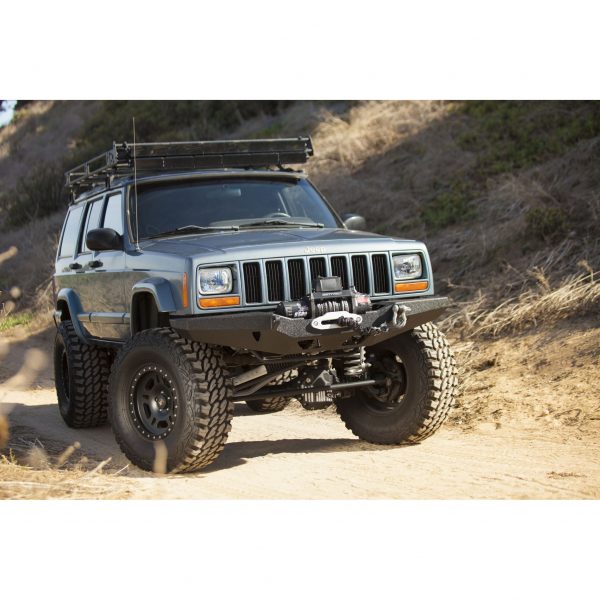 Smittybilt XRC FRONT BUMPER - BLACK TEXTURED JEEP, 84-01 CHEROKEE (XJ) - 2/4 DOOR 76810